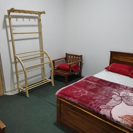 Traveler'S Choice Hotel Nuwara Eliya Bagian luar foto